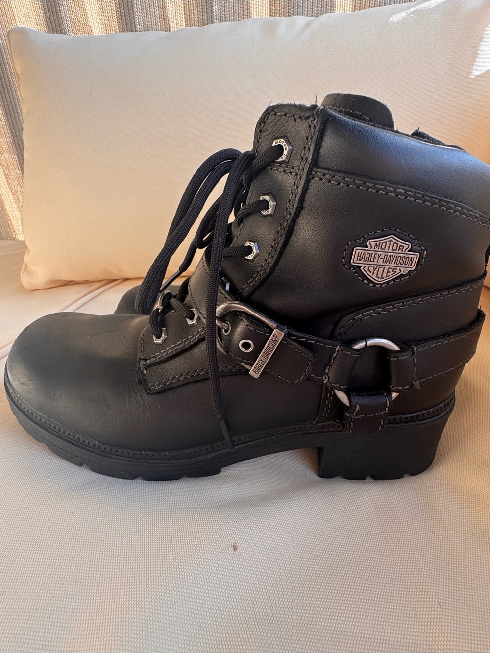 Harley-Davidson women’s Black Leather ankle Boots